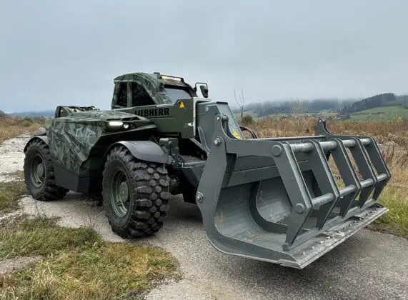 Hi2Protect auf Liebherr Teleskop­lader – ©Hintsteiner Defence