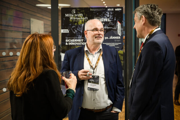 Miliz trifft Wirtschaft bei Viewpointsystem - ©Sebastian Freiler