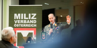 Major General Harald Vodosek takes over Directorate 5 Miliz trifft Wirtschaft bei Viewpointsystem - ©Sebastian Freiler