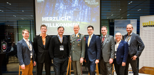 Miliz trifft Wirtschaft bei Viewpointsystem - ©Sebastian Freiler