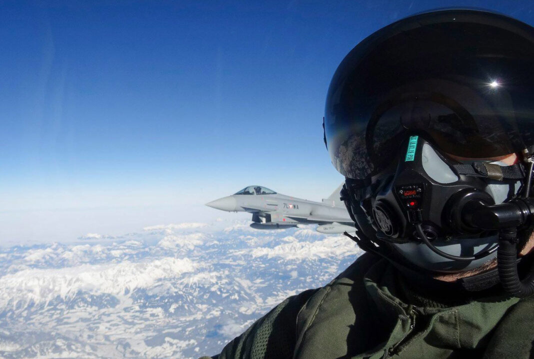 Eurofighter mit österreichischen Hoheitszeichen – ©Bundesheer