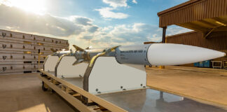 Raytheon: Japan buys up to 1,200 AMRAAM guided missiles AMRAAM-Lenkflugkörper – ©Raytheon