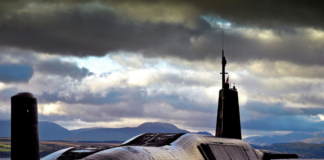 UK: Billion-euro nuclear submarine deal for Rolls Royce UK: Atom-U-Boot-Milliardendeal für Rolls Royce©dpa