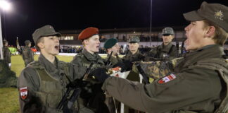 Swearing-in ceremony for 300 recruits in Zell am See Angelobung in Zell am See – ©Bundesheer/Riedlsperger