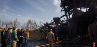 500-Millionen-Euro-Drohnenoffensive für die Ukraine Minister Brekelmans und Staatssekretär Tuinman in der Ukraine – ©Mediacentrum Defensie