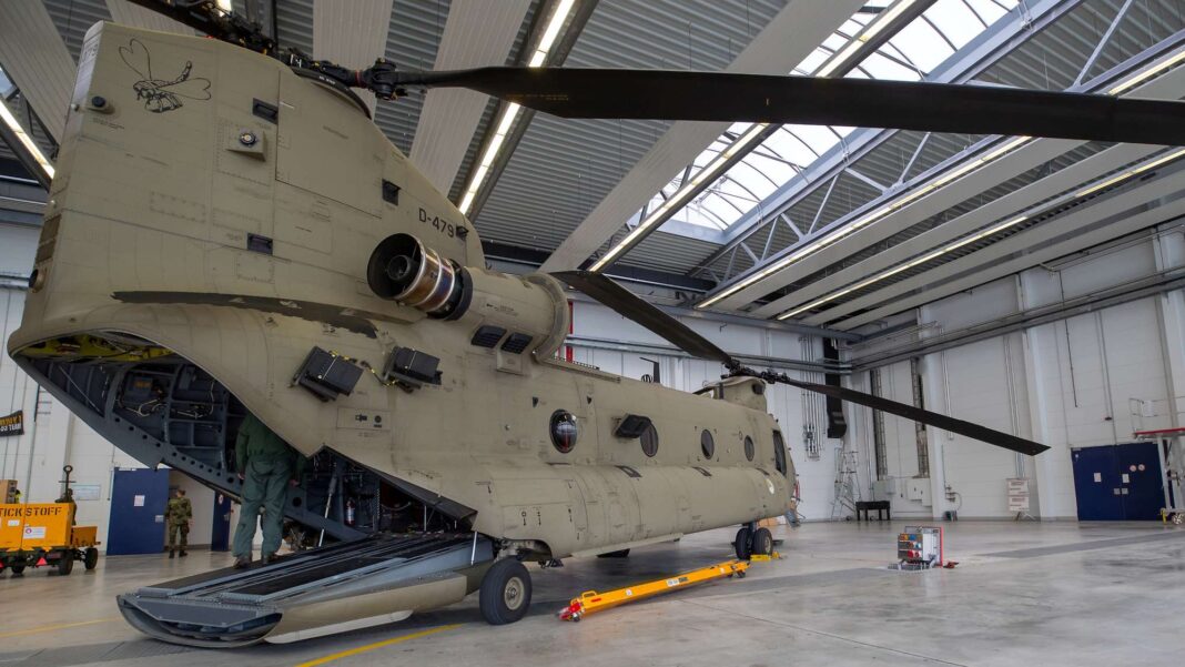 Chinook Helikopter – ©Bundeswehr/Cora Mohrdieck