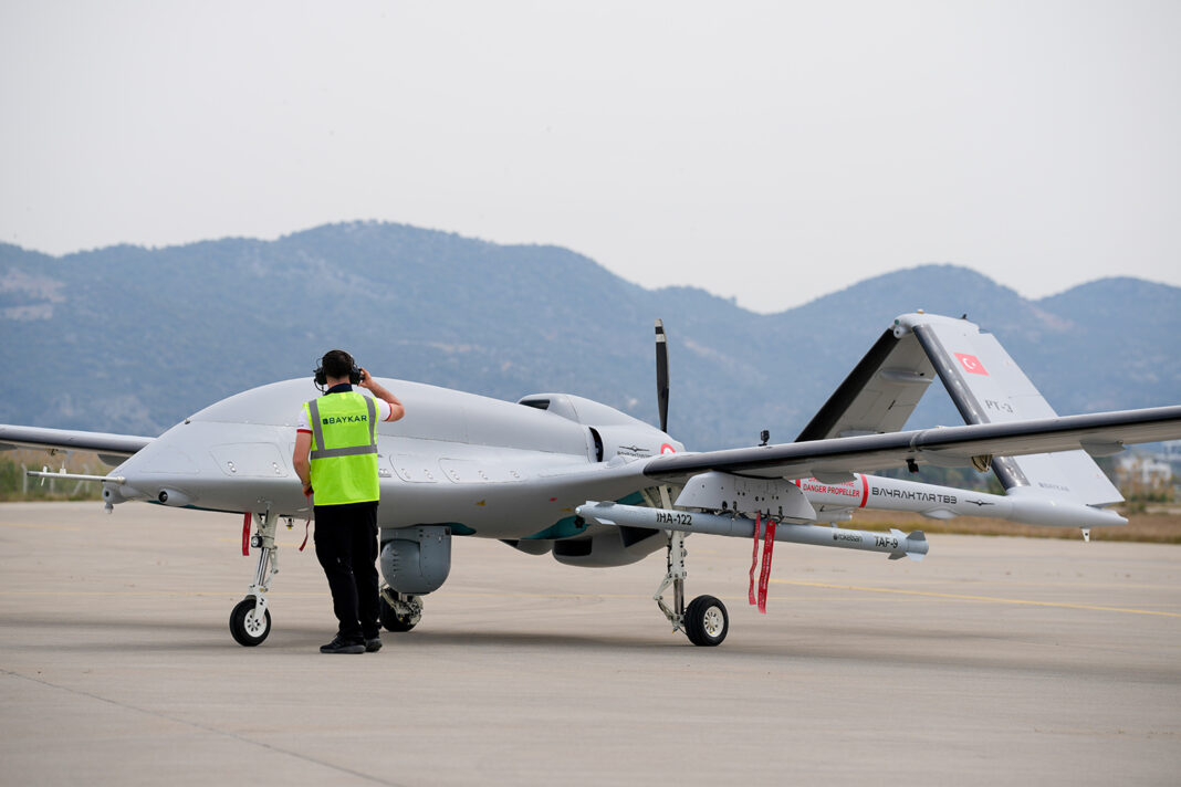 Bayraktar TB3 erzielt Treffer mit Supersonic-Rakete