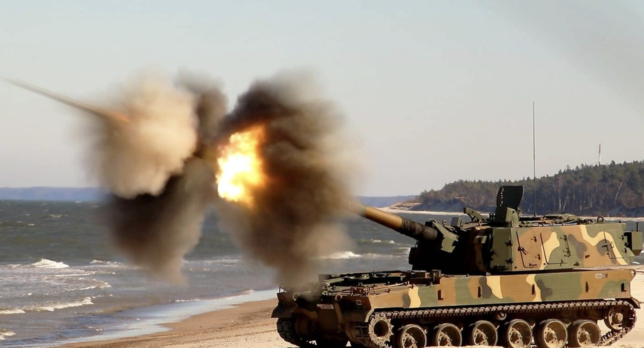 Polnische Artillerie feuert – ©MoD Poland Polnische Artillerie feuert – ©MoD Poland