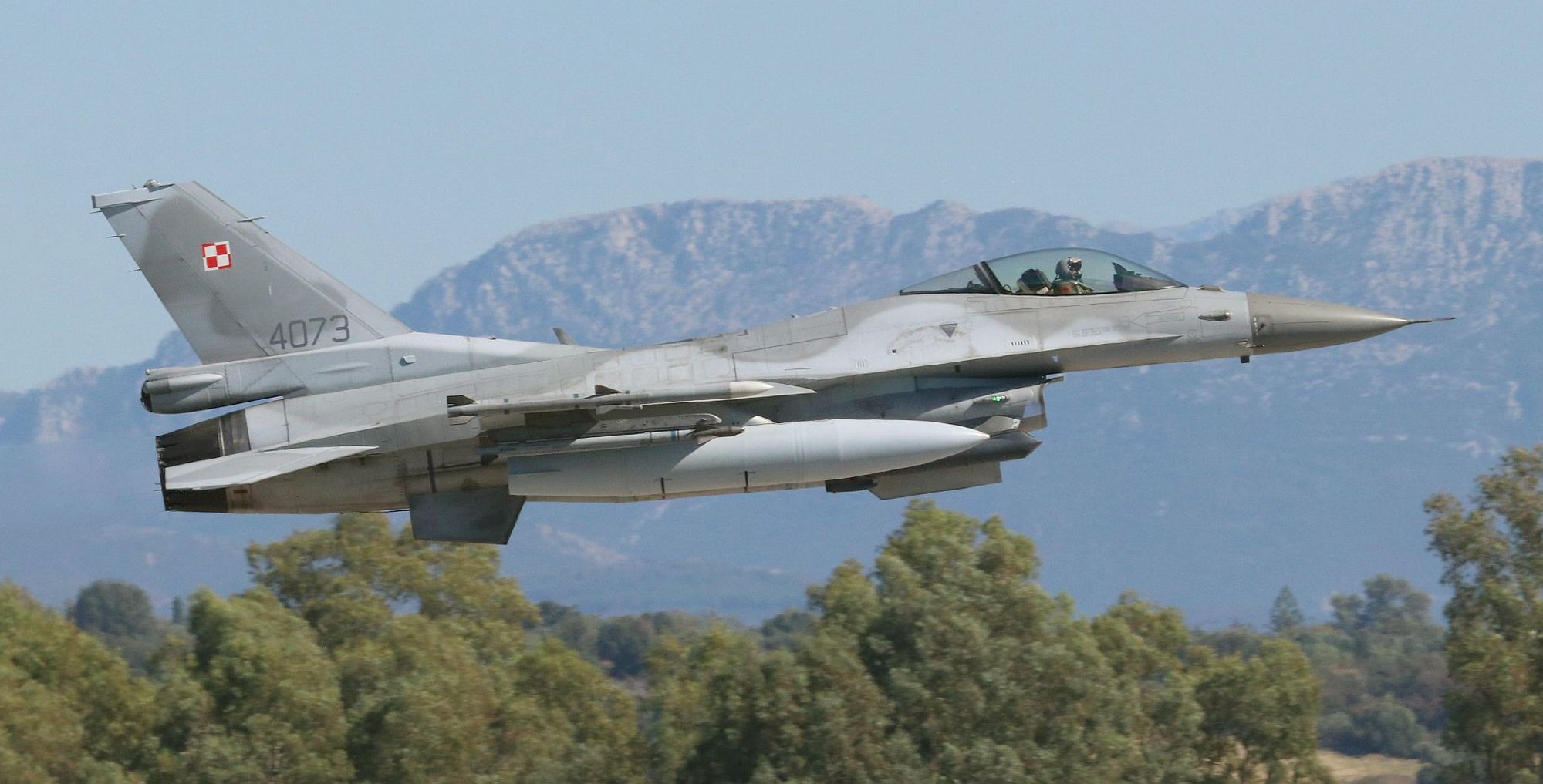 Polnischer F-16-Kampfjet – ©Georg Mader Polnischer F-16-Kampfjet – ©Georg Mader