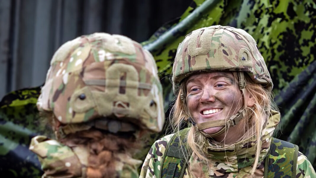 03900_c_Danish Armed Forces:Rebekka Sondergaard Gimm Dänische Soldatinnen – ©Danish Armed Forces/Rebekka Sondergaard Gimm