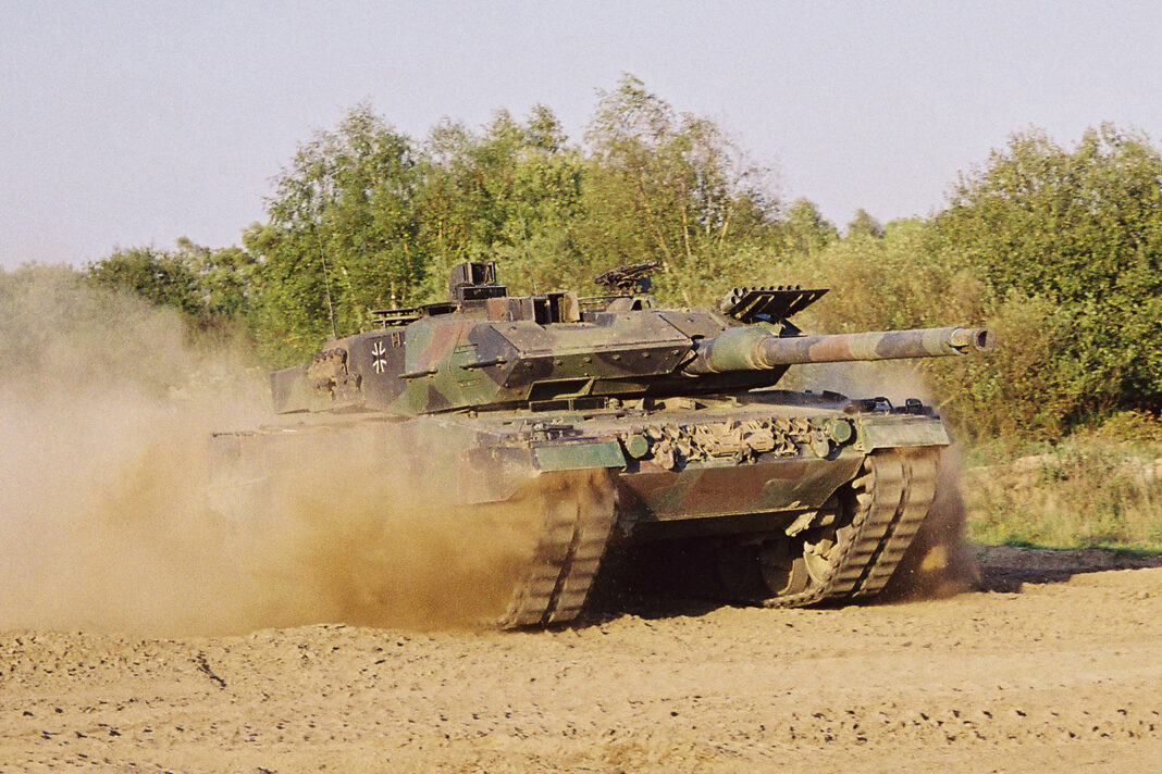 Leopard 2-Kampfpanzer – ©KNDS