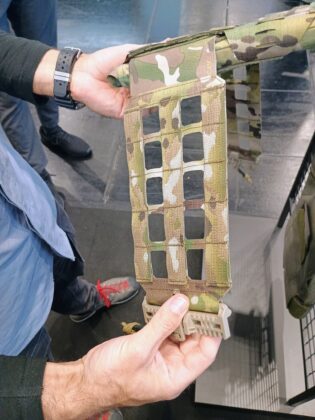 Cummerbund des Raider-Plattentr&auml;gers von Clawgear. &copy;Milit&auml;r Aktuell/Bendl0