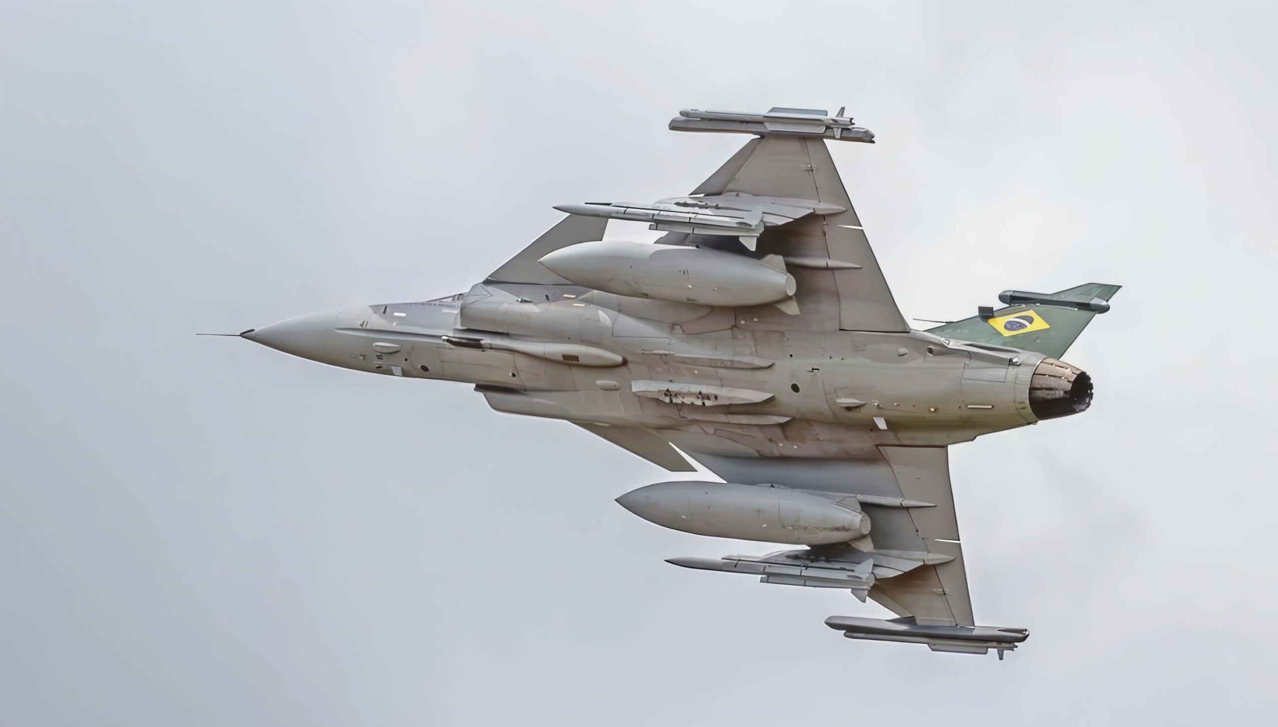 Brailianischer Gripen E mit Iris-T und Meteor – ©FAB Brailianischer Gripen E mit Iris-T und Meteor – ©FAB