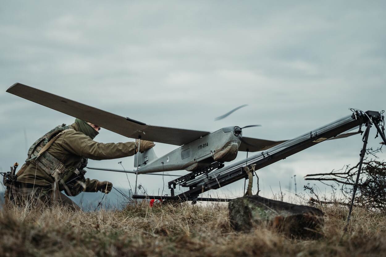 "Stamping Bison": Dutch people practiced in the Czech Republic drone
