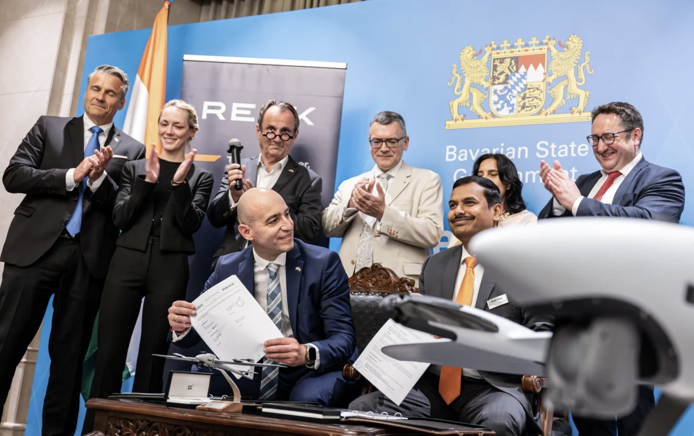 Signing of a cooperation agreement between Quantum Systems and Renk India - ©Quantum Systems Signing of a cooperation agreement between Quantum Systems and Renk India - ©Quantum Systems