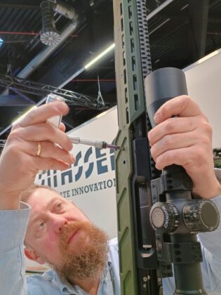 Der Kaliberwechsel geht bei der Strasser Ex 17 schnell vonstatten. &copy;Milit&auml;r Aktuell/Bendl