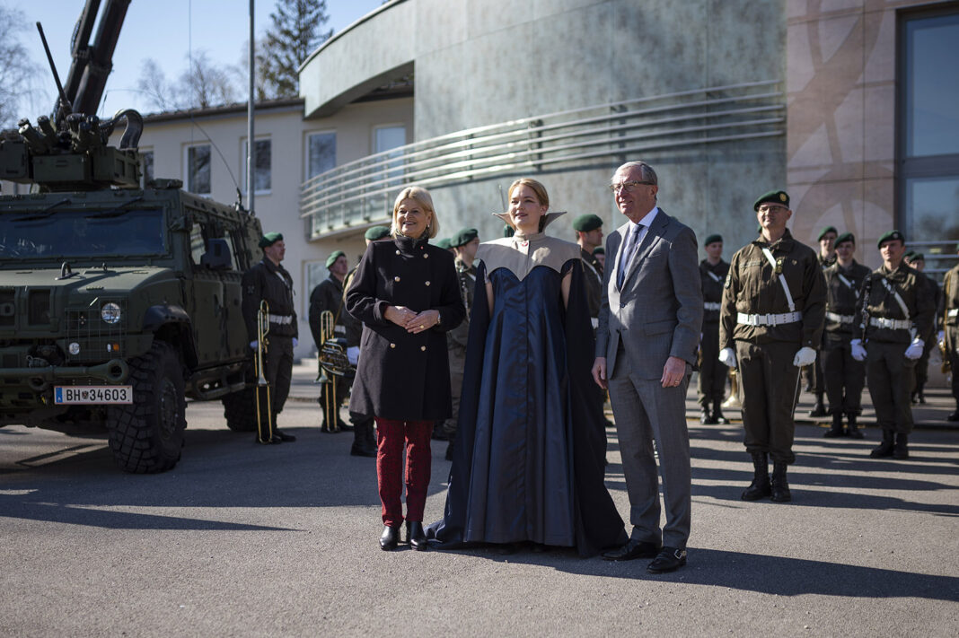 Präsentation des Militärmusikfestivals 2025 mit Verteidigungsministerin Klaudia Tanner und Salzburgs Landeshauptmann Wilfried Haslauer – ©Bundesheer/Kulec