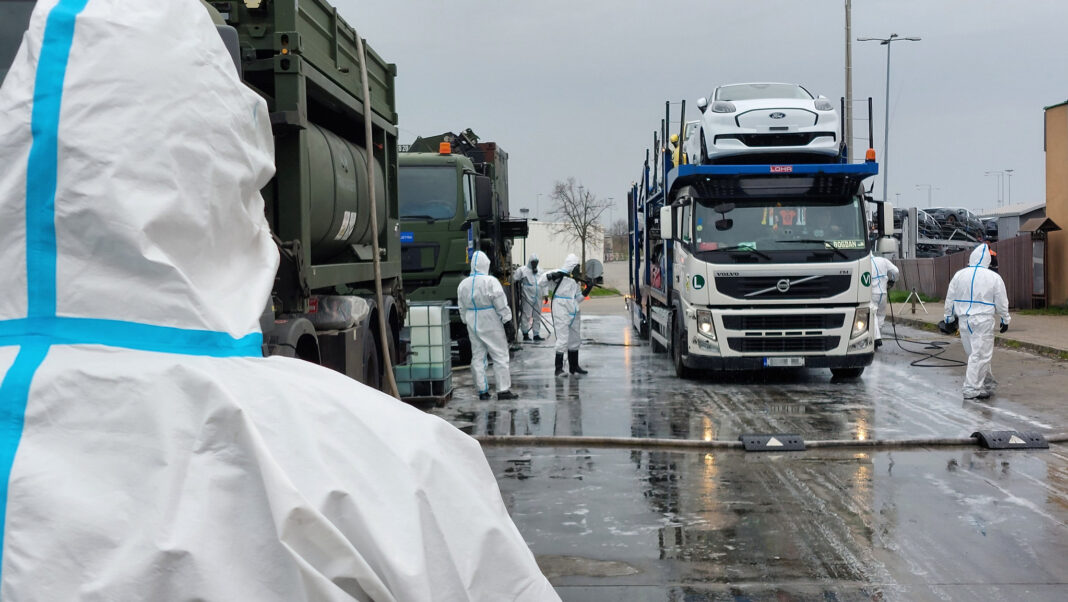 AFDRU-Einsatz des Bundesheeres in der Slowakei – ©Bundesheer AFDRU-Einsatz des Bundesheeres in der Slowakei – ©Bundesheer