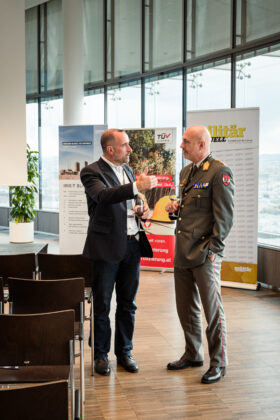 Miliz trifft Wirtschaft im Raiffeisenhaus in Wien – ©Sebastian Freiler