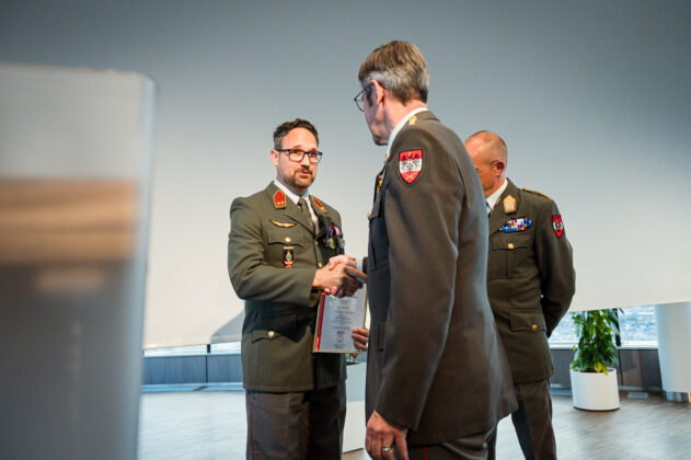 Miliz trifft Wirtschaft im Raiffeisenhaus in Wien – ©Sebastian Freiler