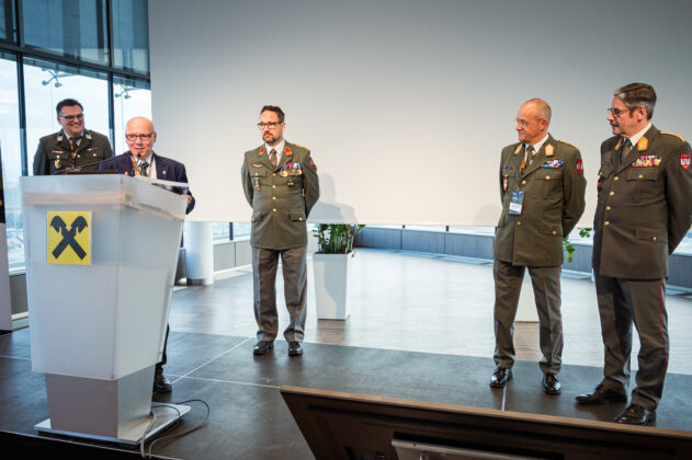 Miliz trifft Wirtschaft im Raiffeisenhaus in Wien – ©Sebastian Freiler