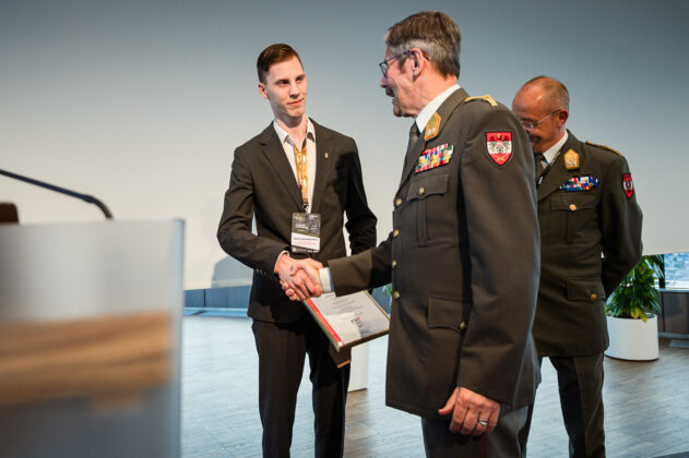 Miliz trifft Wirtschaft im Raiffeisenhaus in Wien – ©Sebastian Freiler