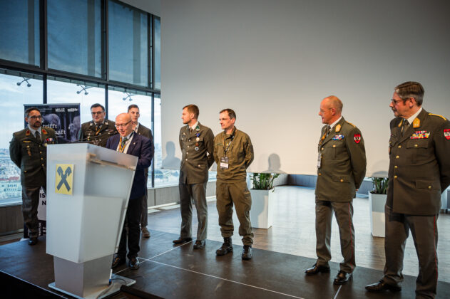Miliz trifft Wirtschaft im Raiffeisenhaus in Wien – ©Sebastian Freiler
