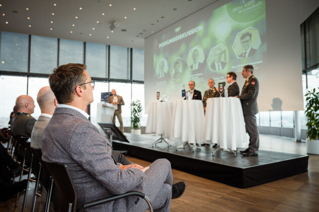 Miliz trifft Wirtschaft im Raiffeisenhaus Wien – ©Sebastian Freiler