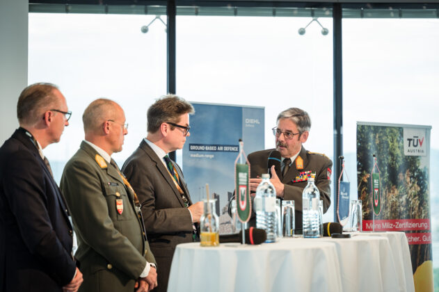 Miliz trifft Wirtschaft im Raiffeisenhaus Wien – ©Sebastian Freiler