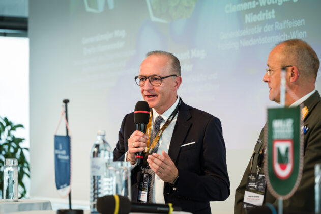 Miliz trifft Wirtschaft im Raiffeisenhaus Wien – ©Sebastian Freiler