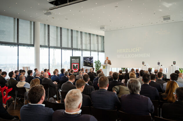 Miliz trifft Wirtschaft im Raiffeisenhaus Wien – ©Sebastian Freiler