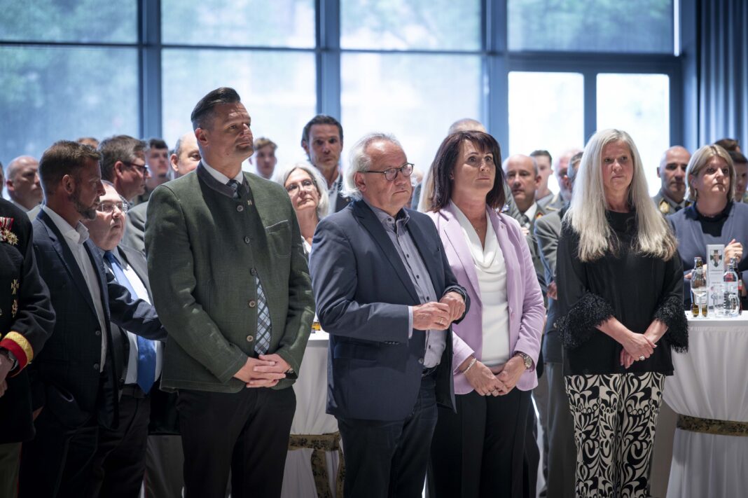 Frühlingsempfang -©BMLV/Unterbuchberger