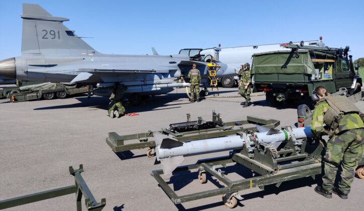 Eine Gripen-C bei den Stra&szlig;entests 2024 &ndash; &copy;Georg Mader