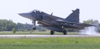 Will Ukraine get Saab Gripen fighter jets after all? Eine Gripen-C beim Start – ©Georg Mader