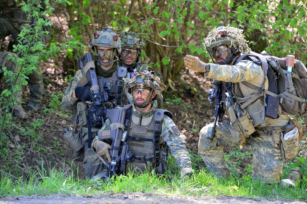 04381_c_Bundesheer:Schulze Soldaten des Bundesheeres – Bundesheer/Schulze