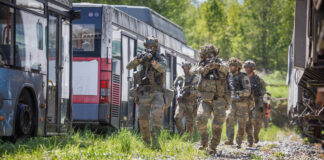 Bundesheer: Budget wächst 2025 und 2026 weiter Bundesheer-Soldaten bei der Übung „Trias” der Schweizer Armee – ©Bundesheer/Trippolt