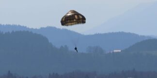 Bundeswehr: New parachutes life-threatening? Neuer Fallschirm im Test -