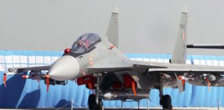 Operation “Sindoor II” – major attack on Pakistani bases Eine indische Su-30MkI mit R77- und BrahMos-Rakete – ©Georg Mader