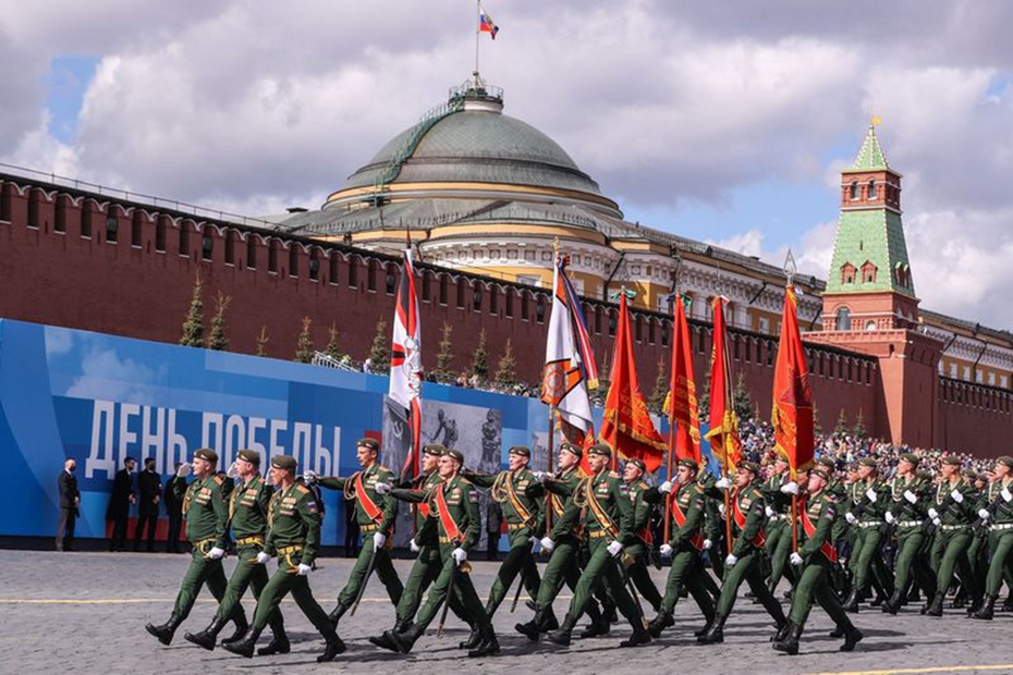 Parade in Moskau – ©Archiv Parade in Moskau – ©Archiv