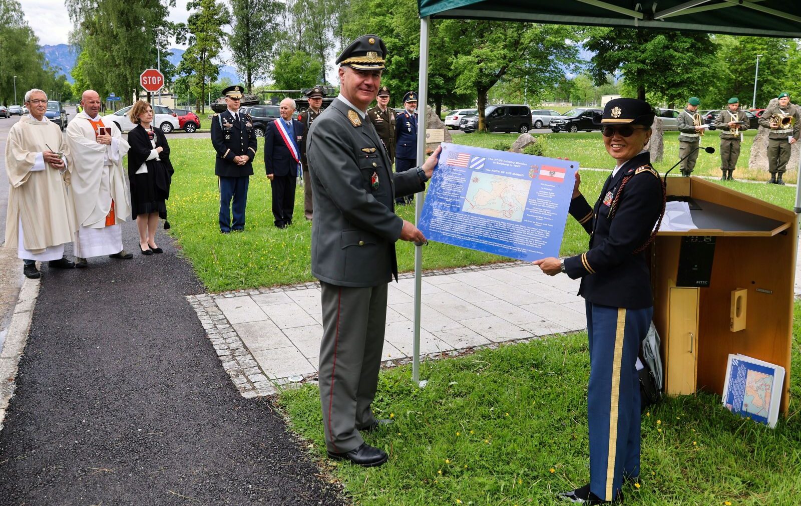 80 years later: A sign of friendship and remembrance in Salzburg - ©Bundesheer/Riedlsperger 80 years later: A sign of friendship and remembrance in Salzburg - ©Bundesheer/Riedlsperger