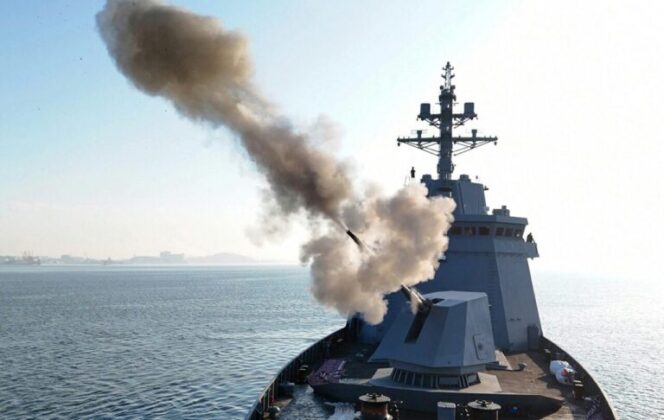 Nordkoreanischer Zerst&ouml;rers &bdquo;Choe Hyon&rdquo; &ndash; &copy;Archiv