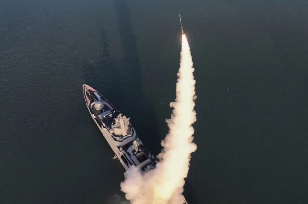 Nordkoreanischer Zerst&ouml;rers &bdquo;Choe Hyon&rdquo; &ndash; &copy;Archiv