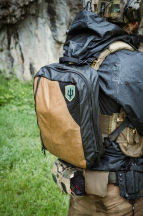 Das Golden Hour Bag von Black Trident in der Low-Vis-Variante. &copy;Sebastian Freiler