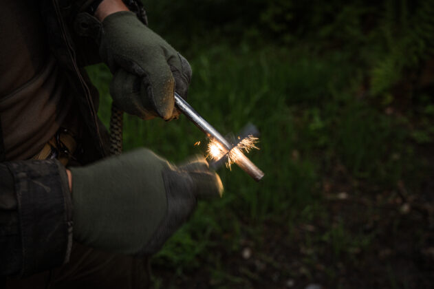 Der Zündstahl Goliath von Origin Outdoors. ©Sebastian Freiler