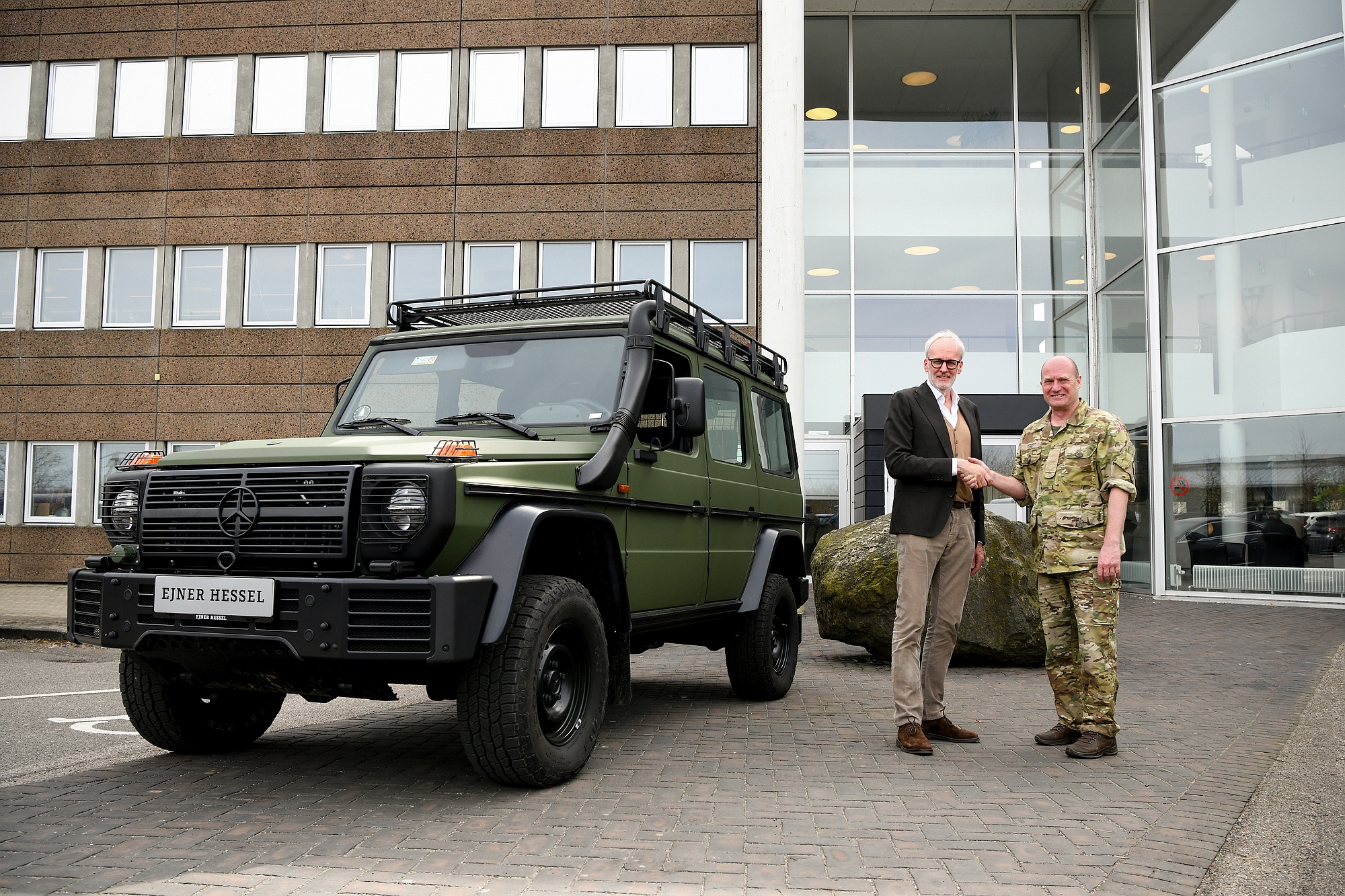 Danish army orders 1,000 Mercedes G There are two prototypes - a basic vehicle with various military equipment, radio equipment, etc. and a more complex G-Class with a so-called ring mount on the roof, i.e. a rotating turret with a machine gun -©Ejner Hessel