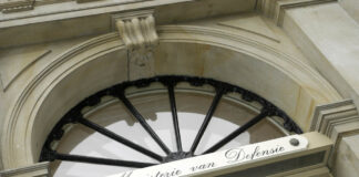 The Netherlands invests in AI factory Die Niederlande investiert in KI-Fabrik