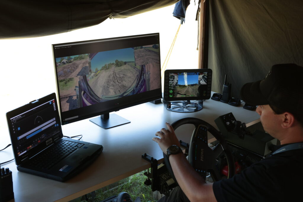 Die Teleoperation eines Lkws von Rheinmetall. ©Militär Aktuell/Bendl