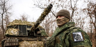 Security policy expert: Welcome to the new normal Russischer Soldat im Ukraine-Krieg – ©Imago