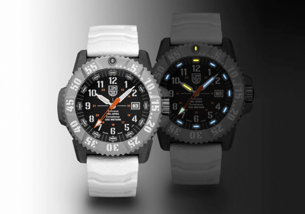 Luminox: New model in the Mil-Spec watch series In the light and in the dark: The Luminox 3359 Mil-Spec watch. ©Luminox