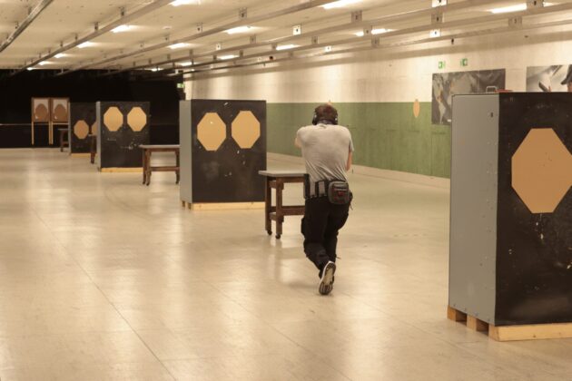 Martin Thaler beim Kursmodul 4 im Shootingpark Leobersdorf. &copy;Milit&auml;r Aktuell/Bendl